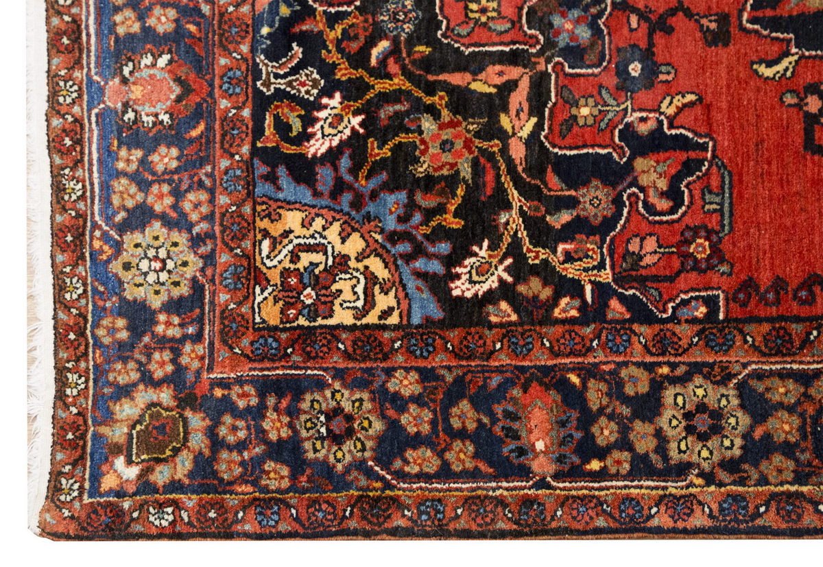 Vintage Rug 4'3" x 6'7" feet 130 x 200 cm