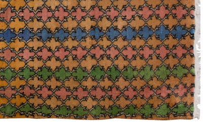 Vintage Rug 4'3" x 8'10" feet 130 x 268 cm