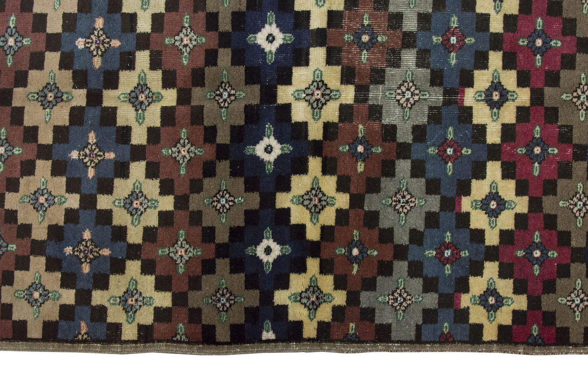 Vintage Rug 4'3" x 8'3" feet 130 x 252 cm