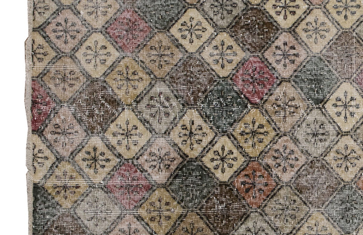 Vintage Rug 4'4" x 6'11" feet 131 x 210 cm