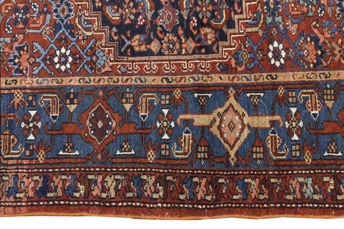 Vintage Rug 4'4" x 6'4" feet 131 x 193 cm