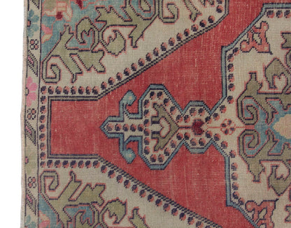 Vintage Rug 4'6" x 7" feet  137 x 212 cm