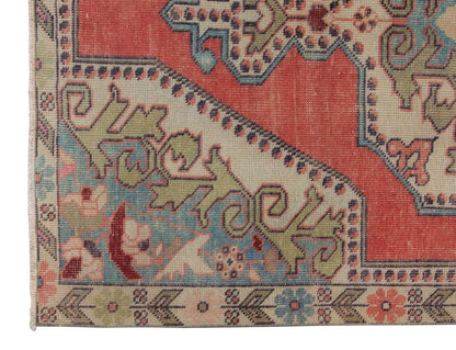 Vintage Rug 4'6" x 7" feet  137 x 212 cm