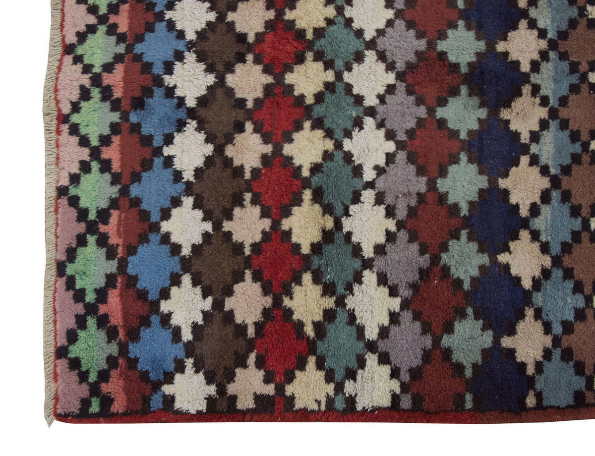 Vintage Rug 4'4" x 7'2" feet  133 x 218 cm