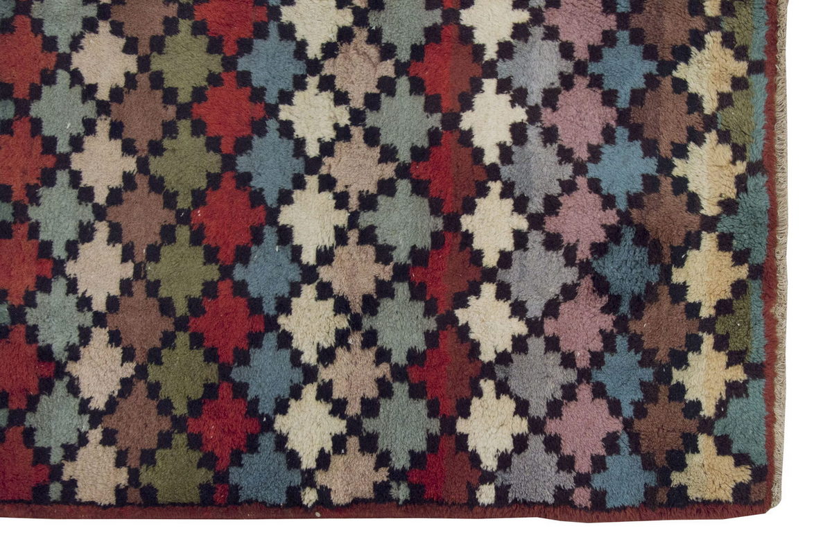 Vintage Rug 4'4" x 7'2" feet  133 x 218 cm