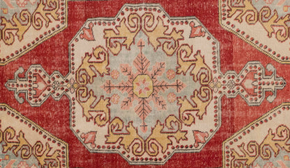 Vintage Rug 4'4" x 7'7" feet 132 x 230 cm