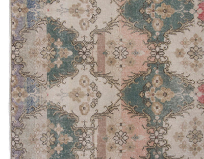 Vintage Rug 4'5" x 7'1" feet 135 x 215 cm