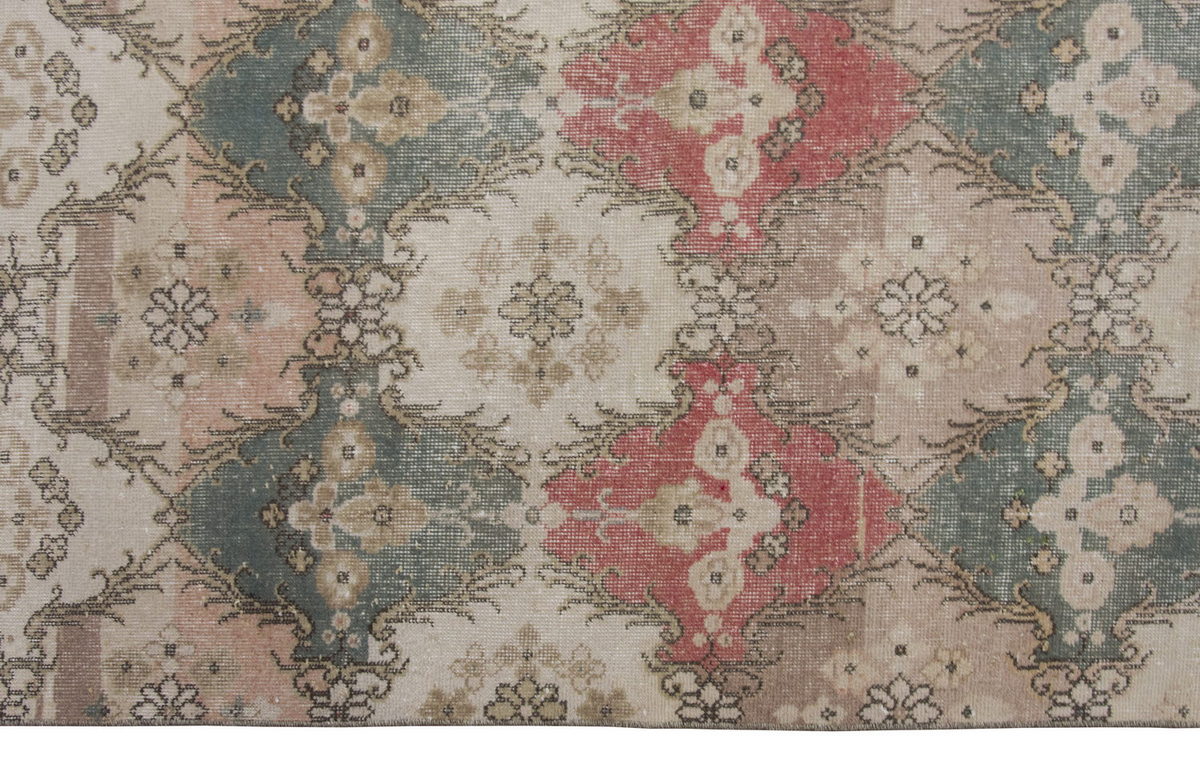 Vintage Rug 4'5" x 7'1" feet 135 x 215 cm