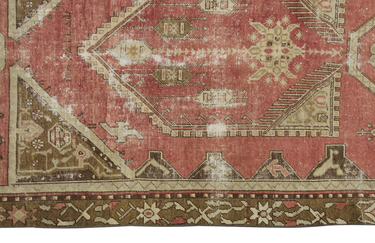Vintage Rug 4'6" x 8" feet  138 x 240 cm