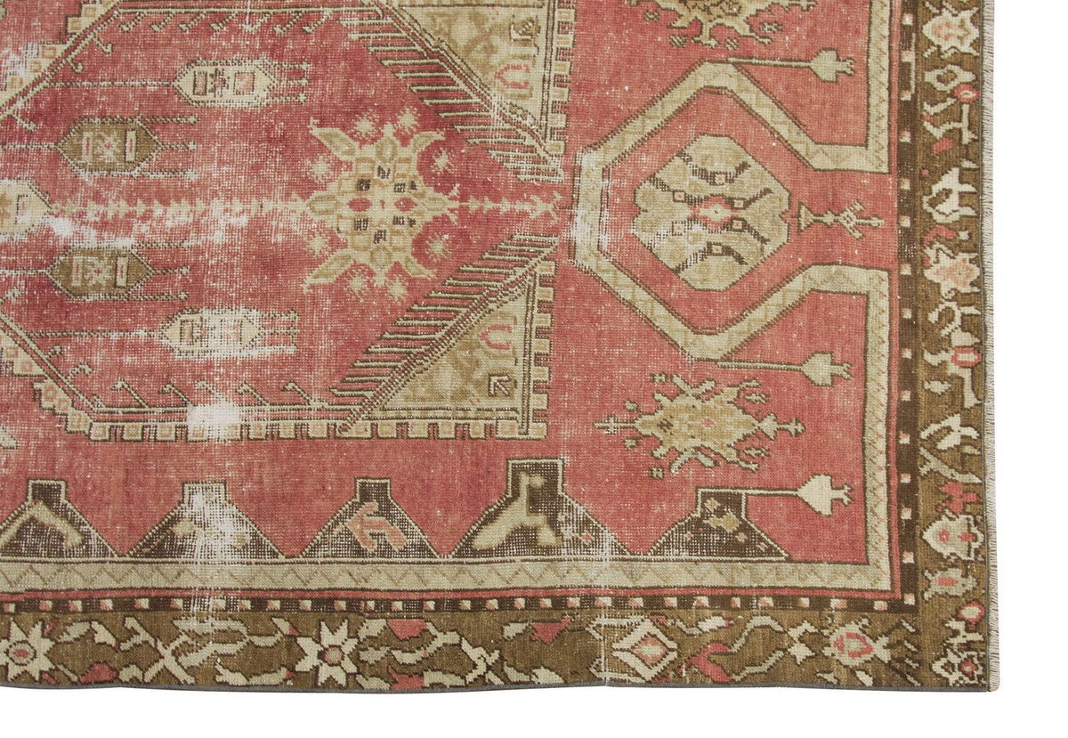 Vintage Rug 4'6" x 8" feet  138 x 240 cm