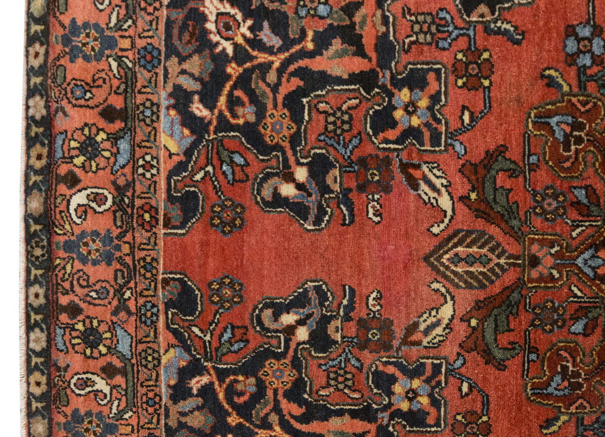 Vintage Rug 4'7" x 6'3" feet 140 x 190 cm