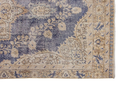 Vintage Rug 4'7 x 8'6" feet  140 x 260 cm