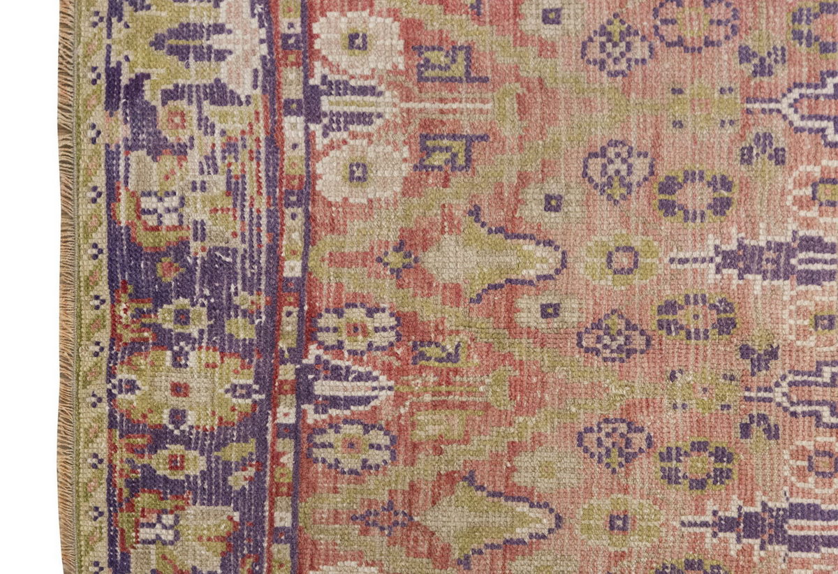 Vintage Rug 4'8" x 6'7" feet 141 x 200 cm