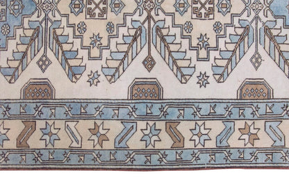 Vintage Rug 4'8" x 7'5" feet  143 x 225 cm