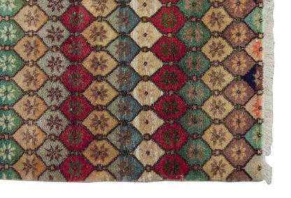 Vintage Rug 4'8" x 8'8" feet 142 x 265 cm