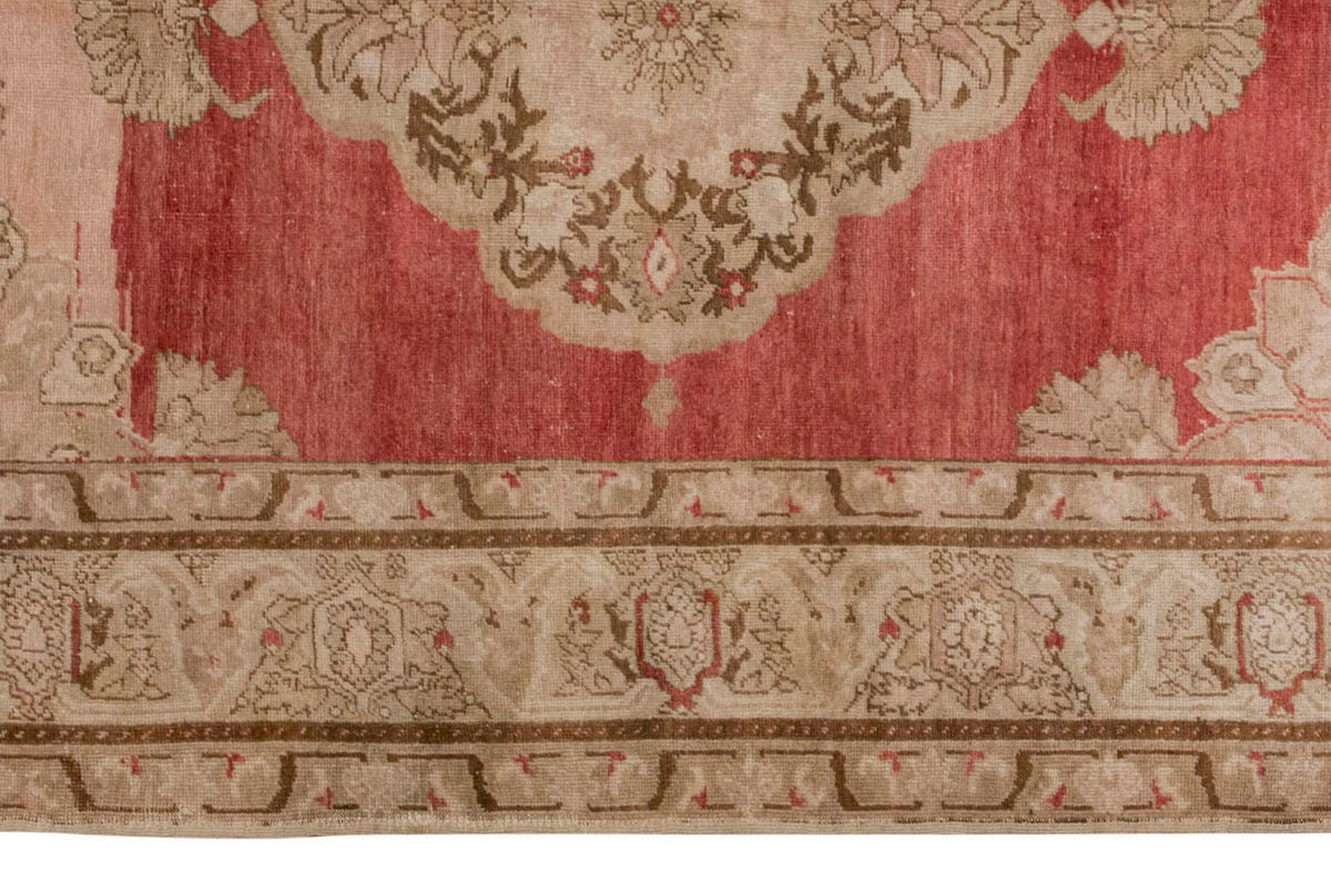 Vintage Rug 4'9" x 6'9" feet 145 x 206 cm