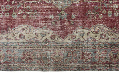 Vintage Rug 4'9" x 8 feet 144 x 245 cm