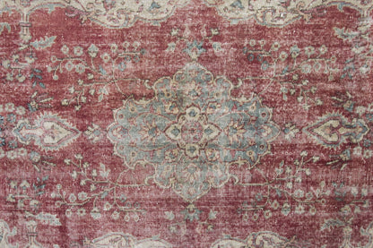 Vintage Rug 4'9" x 8 feet 144 x 245 cm