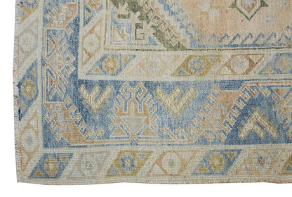 Vintage Rug 4 x 6'9" feet 122 x 207 cm