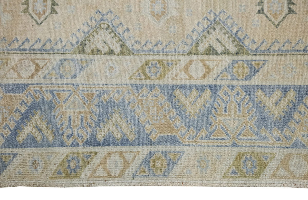 Vintage Rug 4 x 6'9" feet 122 x 207 cm