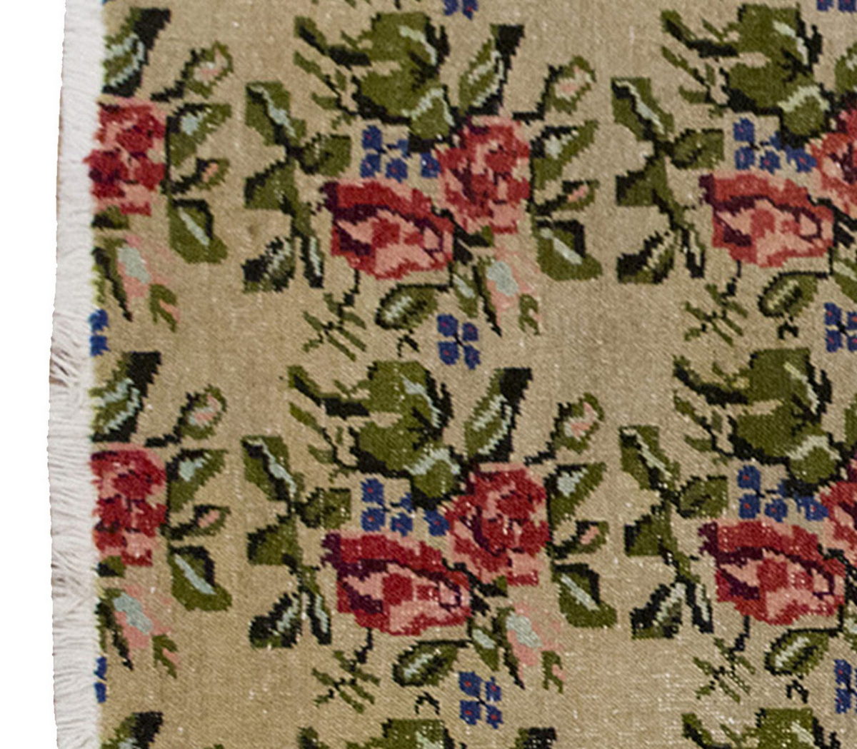 Vintage Rug 5' x 6'5" feet 153 x 195 cm