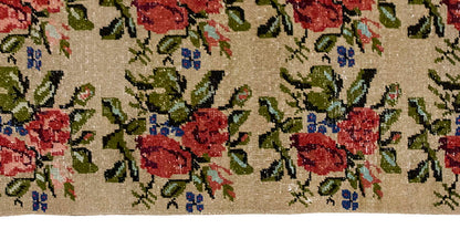 Vintage Rug 5' x 6'5" feet 153 x 195 cm