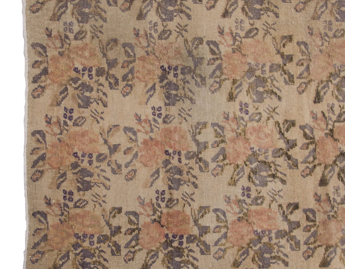 Vintage Rug 5'1" x 6'6" feet 155 x 197 cm