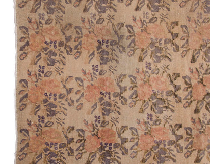 Vintage Rug 5'1" x 6'6" feet 155 x 197 cm