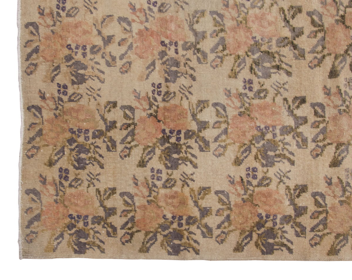 Vintage Rug 5'1" x 6'6" feet 155 x 197 cm