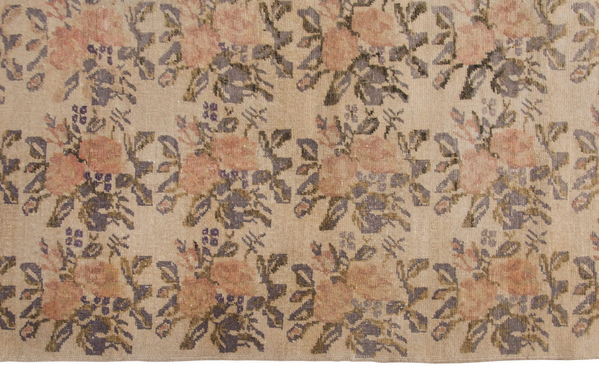 Vintage Rug 5'1" x 6'6" feet 155 x 197 cm