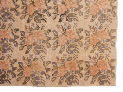 Vintage Rug 5'1" x 6'6" feet 155 x 197 cm