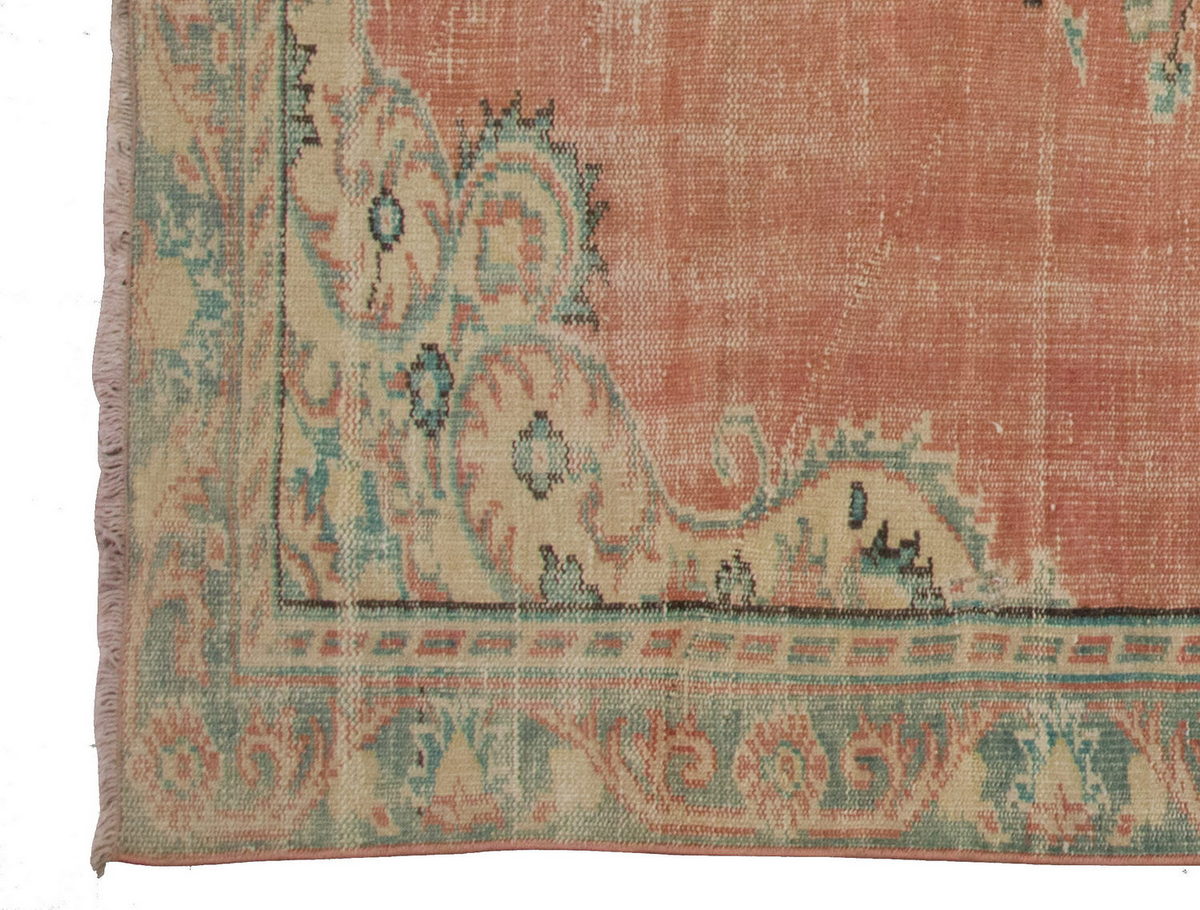 Vintage Rug 5'3" x 9" feet  160 x 275 cm