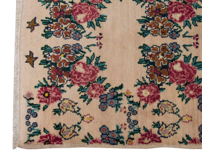 Vintage Rug 5'2" x 9'4" feet  157 x 284 cm
