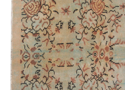 Vintage Rug 5'7" x 8'10" feet  170 x 270 cm