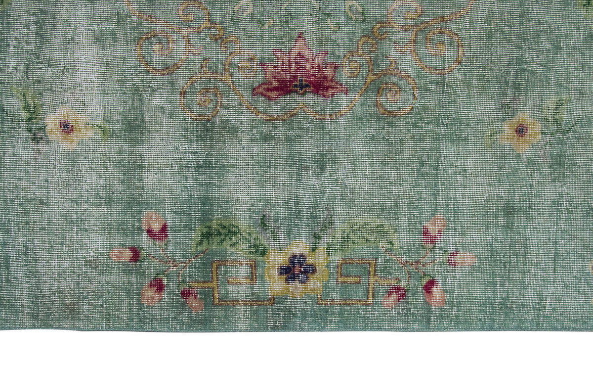 Vintage Rug 5'7" x 9" feet  170 x 275 cm