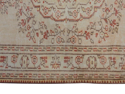 Vintage Rug 5'8" x 9'1" feet  173 x 278 cm