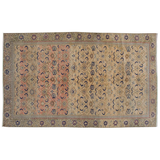 Vintage Rug 5'9" x 9" feet  175 x 273 cm