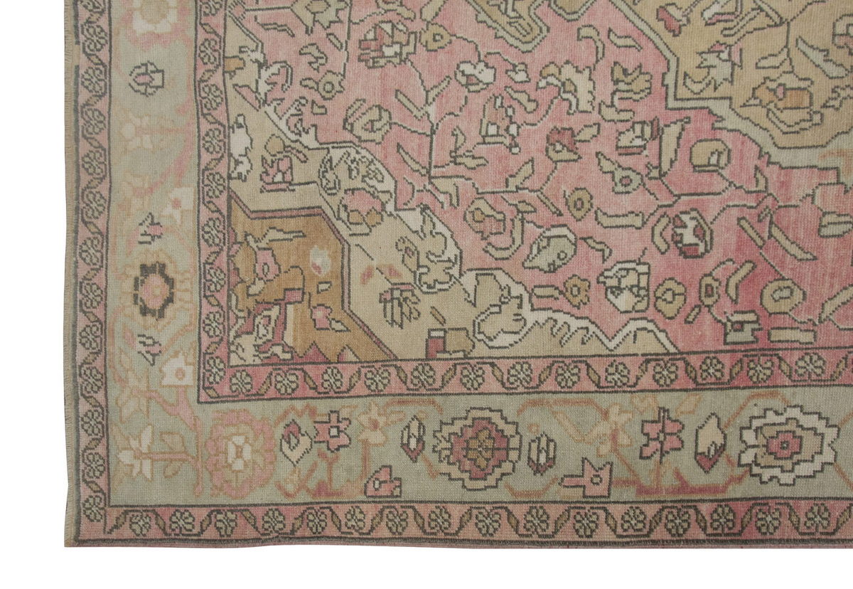 Vintage Rug 6" x 10'4" feet  177 x 315 cm