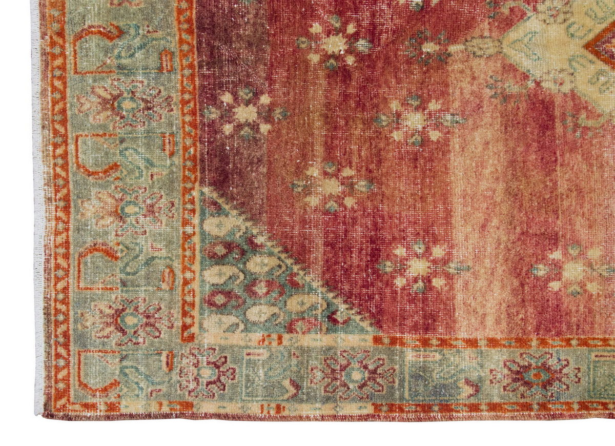 Vintage Rug 6'3" x 9" feet  190 x 274 cm