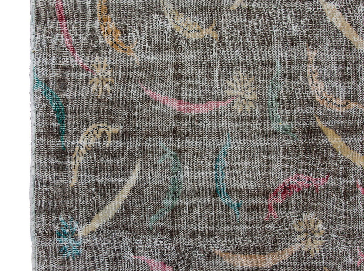 Vintage Rug 6'3" x 9'2" feet  190 x 280cm