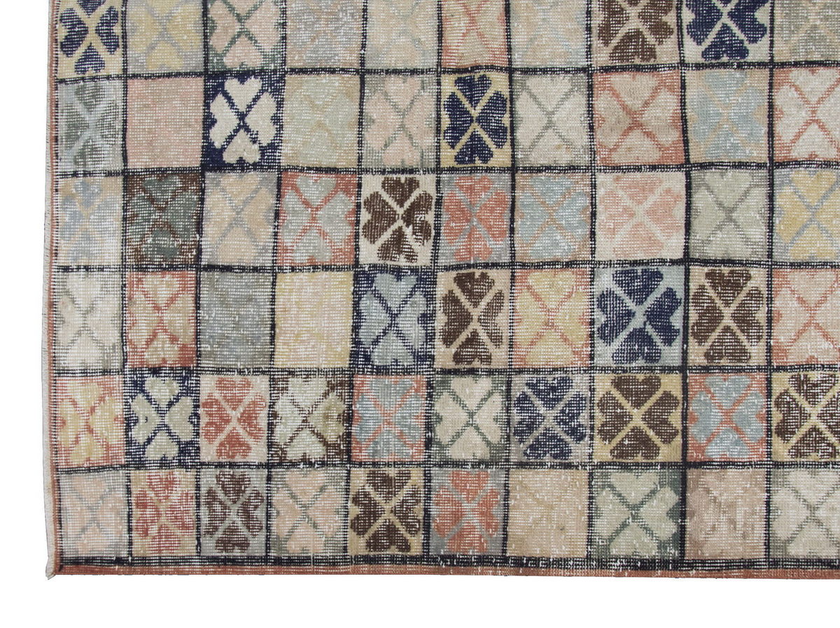 Vintage Rug 6'3" x 9'6" feet  190 x 290 cm