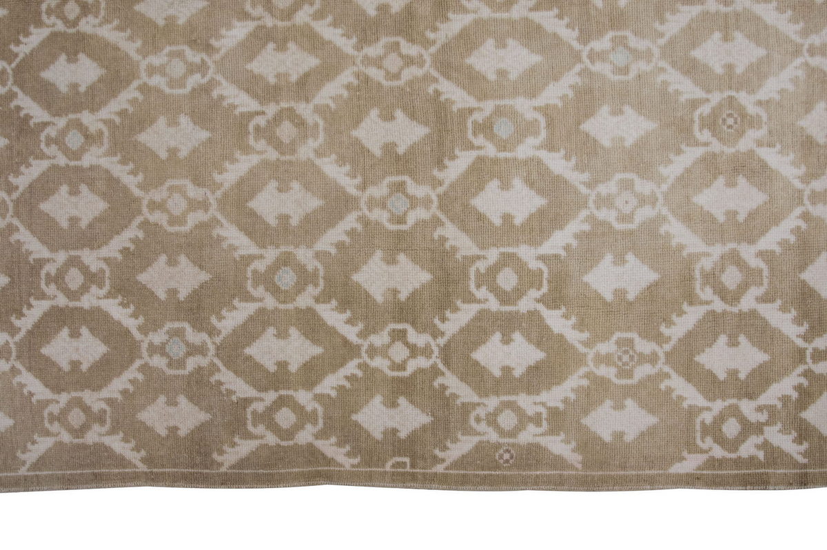 Vintage Rug 6'7" x 10'4" feet  200 x 315 cm