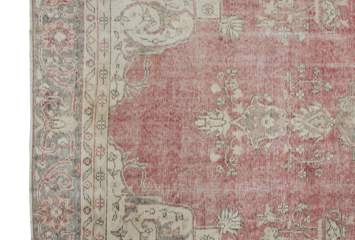 Vintage Rug 6'9" x 10'2" feet  205 x 310 cm