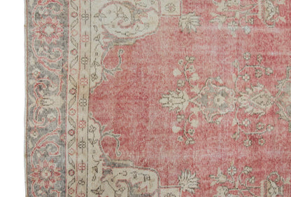 Vintage Rug 6'9" x 10'2" feet  205 x 310 cm