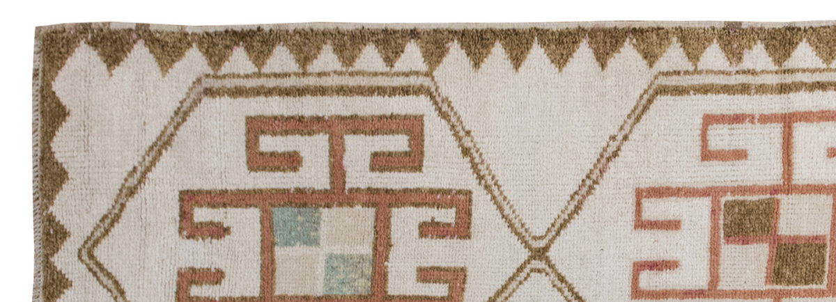 White Herki Runner Rug 3'1" x 10'2" feet 93 x 310 cm