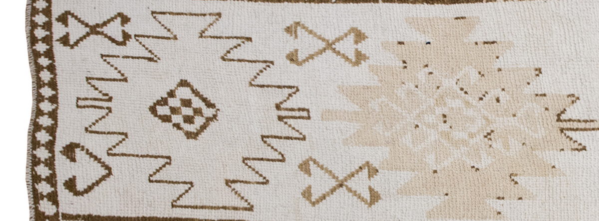 White Herki Runner Rug 3'3" x 11' feet 100 x 335 cm