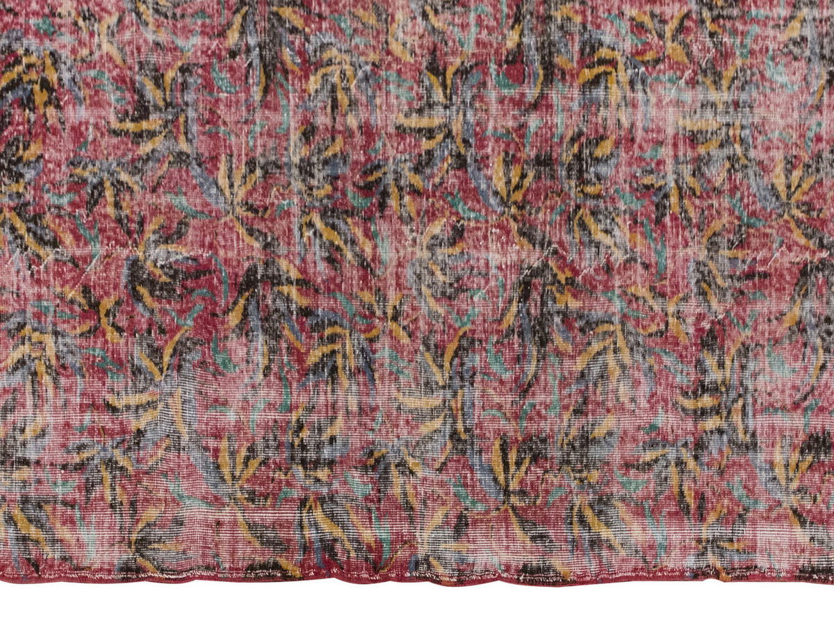 Zeki Muren Rug, Vintage Large Rug, 6'8" x 9'7" feet 204 x 292 cm