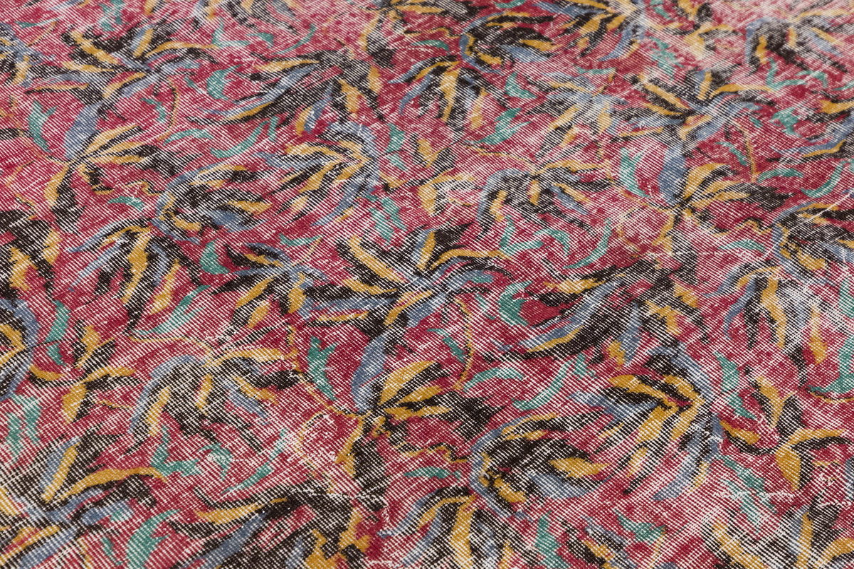 Zeki Muren Rug, Vintage Large Rug, 6'8" x 9'7" feet 204 x 292 cm
