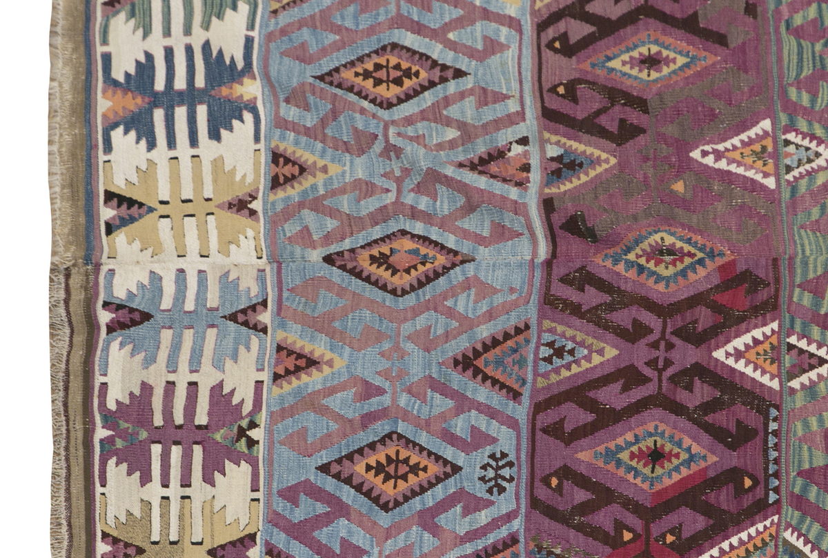Adana Reyhanlı Kilim, 170 x 410 cm / 5'7 x 13'5 feet