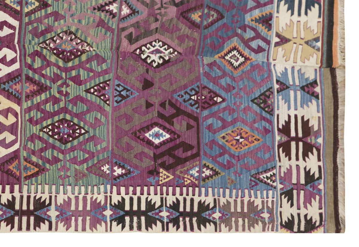 Adana Reyhanlı Kilim, 170 x 410 cm / 5'7 x 13'5 feet